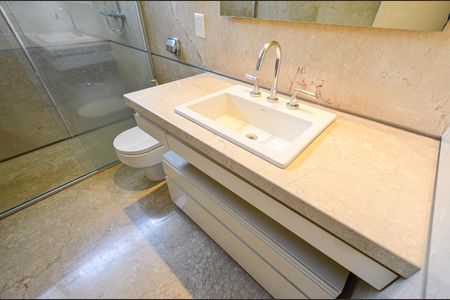 Apartamento para alugar com 410m², 5 quartos e 3 vagasBanheiro Social