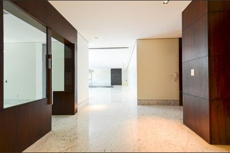Antessala de apartamento para alugar com 5 quartos, 410m² em Serra, Belo Horizonte