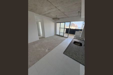 Sala de apartamento à venda com 2 quartos, 81m² em Recreio dos Bandeirantes, Rio de Janeiro