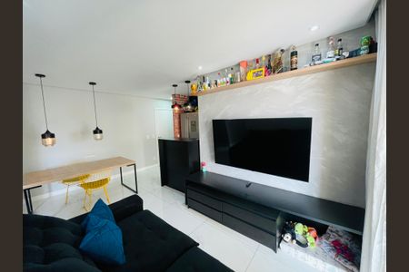 Apartamento para alugar com 64m², 2 quartos e 1 vaga Apartamento para alugar com 64m², 2 quartos e 1 vagaSala