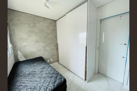 Quarto 1 de apartamento para alugar com 2 quartos, 64m² em Jardim Flor da Montanha, Guarulhos
