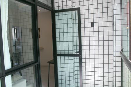 Varanda de apartamento à venda com 3 quartos, 69m² em Sion, Belo Horizonte