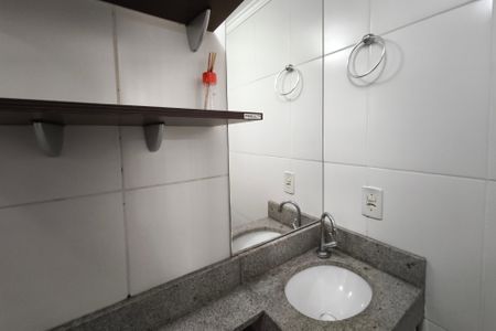 Apartamento para alugar com 68m², 3 quartos e 2 vagasBanheiro