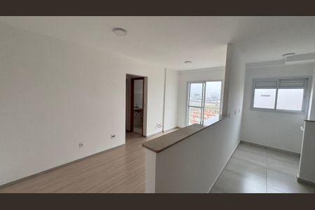 Sala de apartamento para alugar com 2 quartos, 51m² em Utinga, Santo André