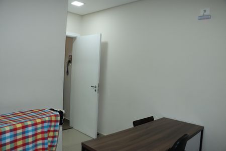 Casa de condomínio para alugar com 177m², 2 quartos e 2 vagasQuarto de Serviço