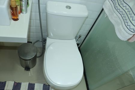 Casa de condomínio para alugar com 177m², 2 quartos e 2 vagasBanheiro da Suíte