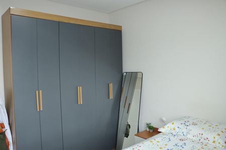 Casa de Condomínio para alugar com 2 quartos, 177m² em Jardim Semiramis, Cotia