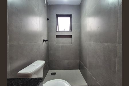 Casa de condomínio à venda com 169m², 3 quartos e 2 vagas Casa de condomínio à venda com 169m², 3 quartos e 2 vagasBanheiro suite 2