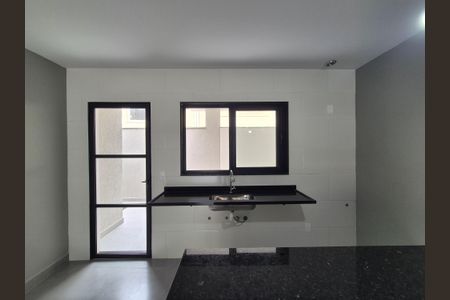 Casa de condomínio à venda com 169m², 3 quartos e 2 vagas Casa de condomínio à venda com 169m², 3 quartos e 2 vagasCozinha