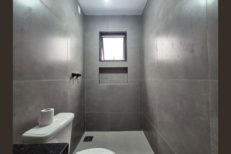 Casa de condomínio à venda com 169m², 3 quartos e 2 vagas Casa de condomínio à venda com 169m², 3 quartos e 2 vagasBanheiro