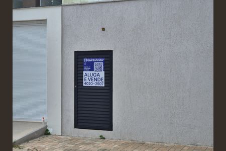 Casa de condomínio à venda com 169m², 3 quartos e 2 vagas Casa de condomínio à venda com 169m², 3 quartos e 2 vagasPlaca