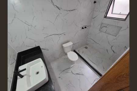 Casa de condomínio à venda com 169m², 3 quartos e 2 vagas Casa de condomínio à venda com 169m², 3 quartos e 2 vagasBanheiro suite 1