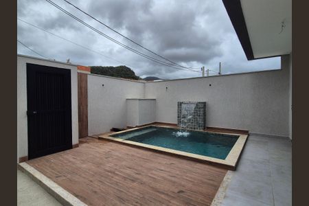 Casa de condomínio à venda com 169m², 3 quartos e 2 vagas Casa de condomínio à venda com 169m², 3 quartos e 2 vagasÁrea externa