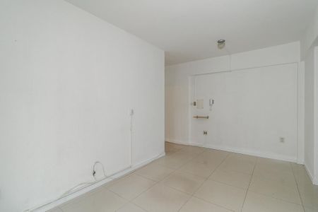Sala de apartamento à venda com 1 quarto, 40m² em Petrópolis, Porto Alegre