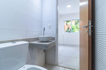 Apartamento à venda com 108m², 3 quartos e sem vaga Apartamento à venda com 108m², 3 quartos e sem vagaBanheiro da Suíte