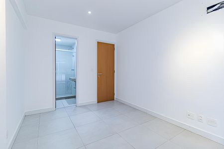 Apartamento à venda com 108m², 3 quartos e sem vaga Apartamento à venda com 108m², 3 quartos e sem vagaSuíte