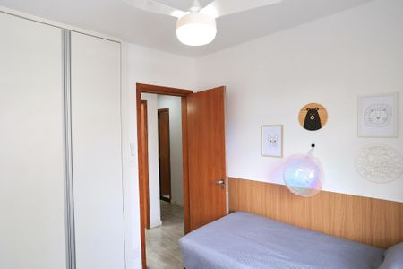 Apartamento à venda com 80m², 3 quartos e 1 vagaQuarto 2