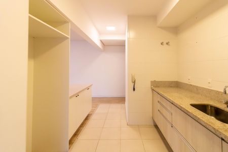 Apartamento para alugar com 117m², 3 quartos e 2 vagas Apartamento para alugar com 117m², 3 quartos e 2 vagasCozinha