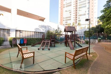 Apartamento para alugar com 117m², 3 quartos e 2 vagas Apartamento para alugar com 117m², 3 quartos e 2 vagasArea Comum - Playground
