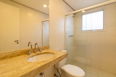 Apartamento para alugar com 117m², 3 quartos e 2 vagas Apartamento para alugar com 117m², 3 quartos e 2 vagasBanheiro da Suíte 1