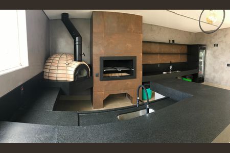 Apartamento à venda com 3 quartos, 141m² em Vila Gumercindo, São Paulo