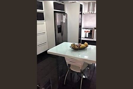 Apartamento à venda com 3 quartos, 169m² em Vila Clementino, São Paulo
