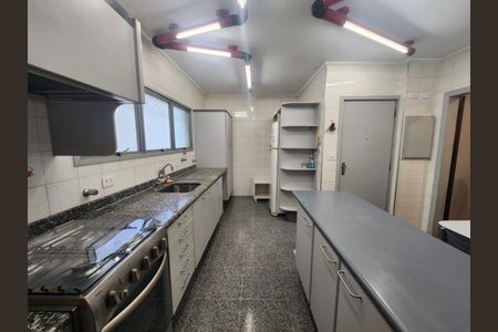 Apartamento à venda com 168m², 3 quartos e 2 vagas