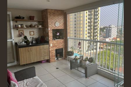 Apartamento à venda com 3 quartos, 140m² em Vila Gumercindo, São Paulo