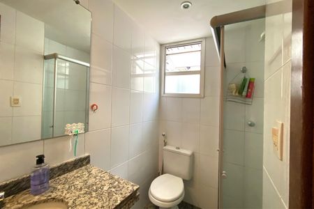 Apartamento à venda com 78m², 3 quartos e 2 vagasBanheiro