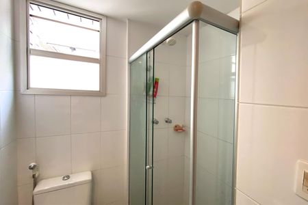 Apartamento à venda com 78m², 3 quartos e 2 vagasBanheiro