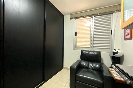 Apartamento à venda com 78m², 3 quartos e 2 vagasQuarto  3
