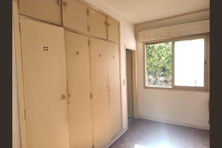 Casa à venda com 225m², 3 quartos e 3 vagas Casa à venda com 225m², 3 quartos e 3 vagasFoto 29