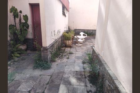 Casa à venda com 225m², 3 quartos e 3 vagas Casa à venda com 225m², 3 quartos e 3 vagasFoto 15