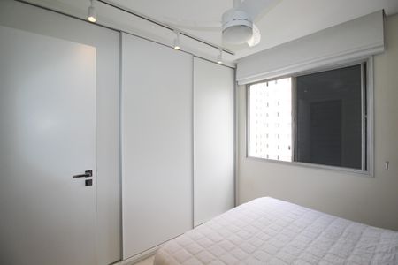 Quarto  de apartamento à venda com 1 quarto, 45m² em Indianópolis, São Paulo
