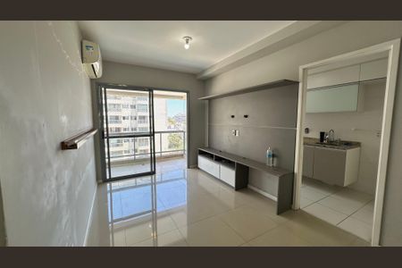 Sala de apartamento para alugar com 2 quartos, 68m² em Recreio dos Bandeirantes, Rio de Janeiro