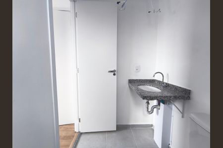 Apartamento à venda com 30m², 1 quarto e sem vaga Apartamento à venda com 30m², 1 quarto e sem vagaBanheiro Social