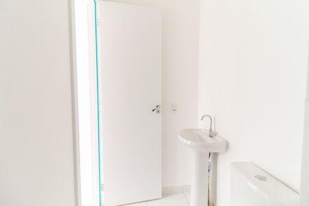 Apartamento para alugar com 33m², 2 quartos e sem vaga Apartamento para alugar com 33m², 2 quartos e sem vagaBanheiro