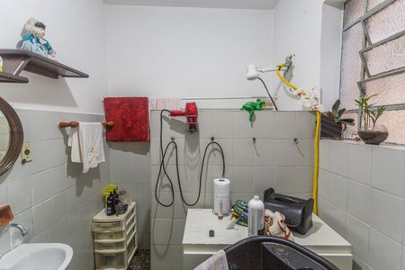 Casa à venda com 300m², 3 quartos e 3 vagasBanheiro Social