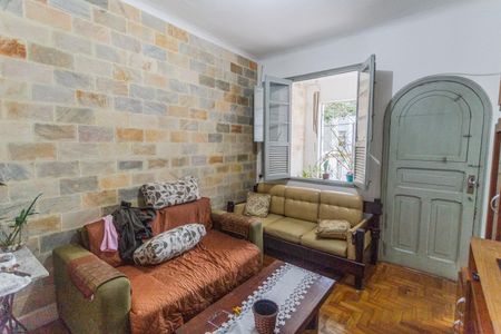 Sala de casa à venda com 3 quartos, 300m² em Santa Efigênia, Belo Horizonte