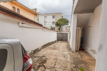 Casa à venda com 300m², 3 quartos e 3 vagasGaragem