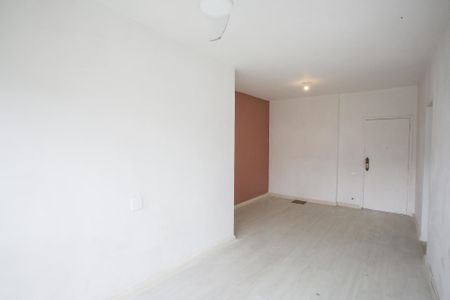 Sala de apartamento à venda com 2 quartos, 60m² em Pechincha, Rio de Janeiro