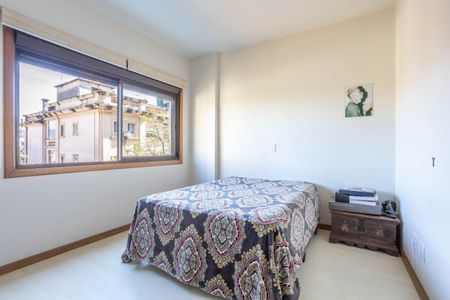 Quarto 2 de apartamento para alugar com 3 quartos, 240m² em Moinhos de Vento, Porto Alegre