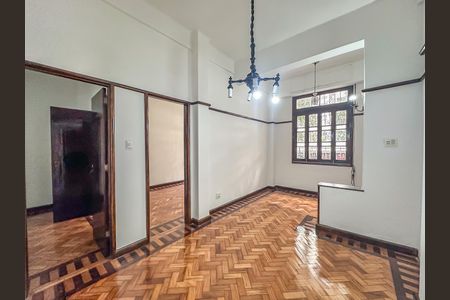 Apartamento para alugar com 2 quartos, 75m² em Laranjeiras, Rio de Janeiro
