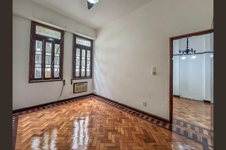 Apartamento para alugar com 2 quartos, 75m² em Laranjeiras, Rio de Janeiro