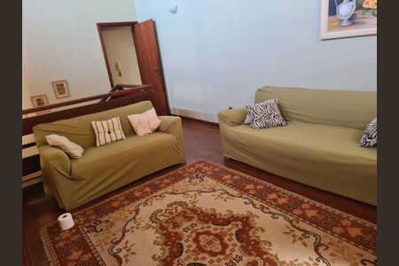 Sala de casa de condomínio à venda com 3 quartos, 490m² em Bairro das Palmeiras, Campinas