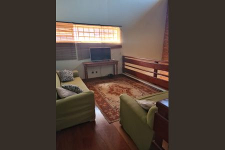 Sala de casa de condomínio à venda com 3 quartos, 490m² em Bairro das Palmeiras, Campinas