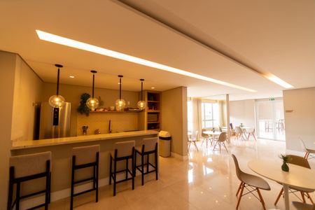 Apartamento à venda com 57m², 2 quartos e 1 vaga Apartamento à venda com 57m², 2 quartos e 1 vagaÁrea comum - Salão de festas