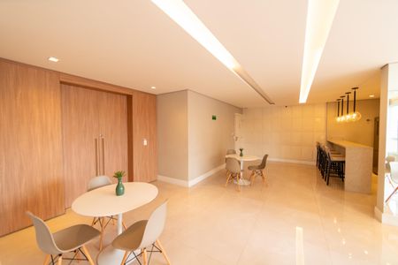 Apartamento à venda com 57m², 2 quartos e 1 vaga Apartamento à venda com 57m², 2 quartos e 1 vagaÁrea comum - Salão de festas