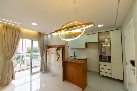 Apartamento à venda com 57m², 2 quartos e 1 vaga Apartamento à venda com 57m², 2 quartos e 1 vagaSala