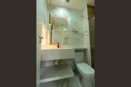 Apartamento à venda com 57m², 2 quartos e 1 vaga Apartamento à venda com 57m², 2 quartos e 1 vagaBanheiro da Suíte